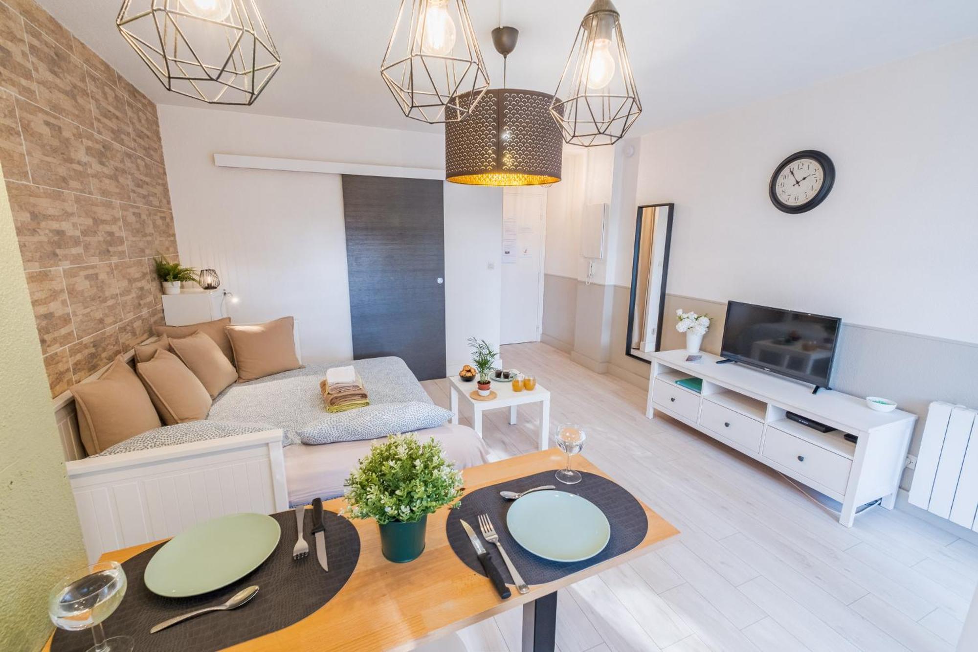 Les Elfes - Avec Entree Autonome, Clim Neuve, Jardin, Parking Prive & Gourmandises Offertes ! - Apartment Toulouse Luaran gambar