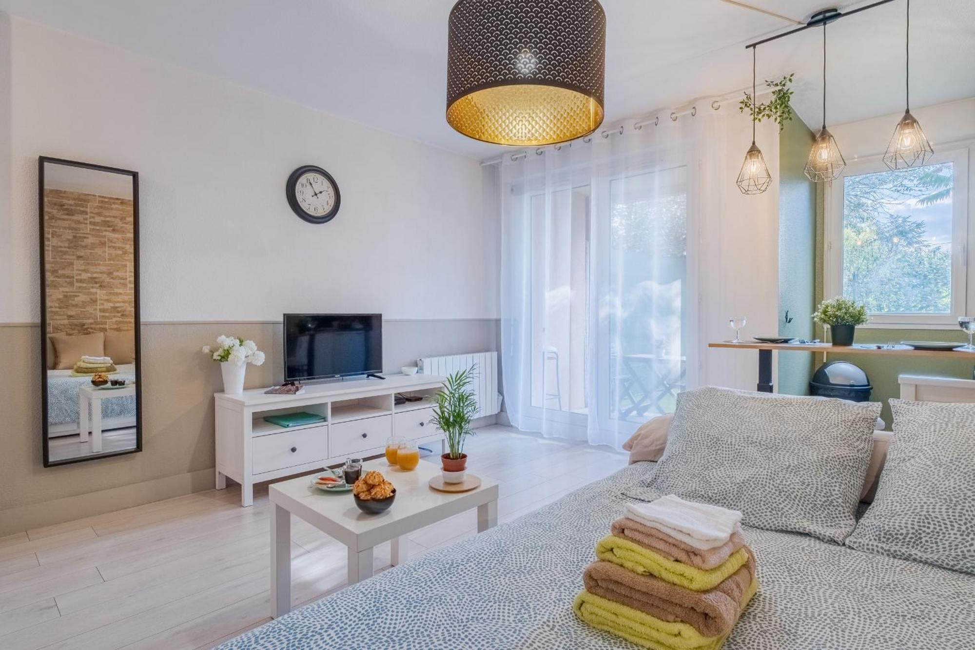 Les Elfes - Avec Entree Autonome, Clim Neuve, Jardin, Parking Prive & Gourmandises Offertes ! - Apartment Toulouse Luaran gambar